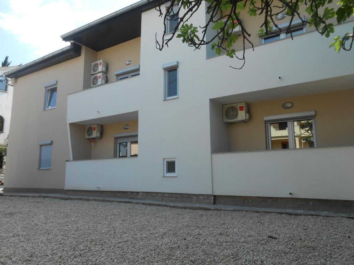 Dva Dukata Biograd Na Moru Exterior photo